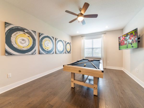 Orlando Vacation Rental Villa Near Disney World – 7 Bedrooms, Pool & Theater
