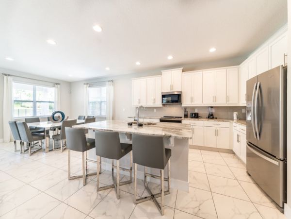 Orlando Vacation Rental Villa Near Disney World – 7 Bedrooms, Pool & Theater