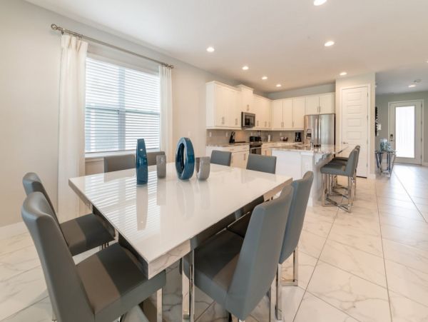 Orlando Vacation Rental Villa Near Disney World – 7 Bedrooms, Pool & Theater