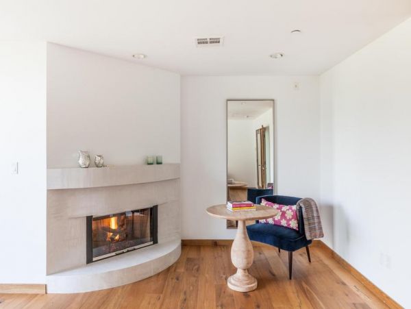 Contemporary 3 Bedroom Condo in Venice Beach Sleeps 6 Guests