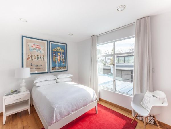 Contemporary 3 Bedroom Condo in Venice Beach Sleeps 6 Guests