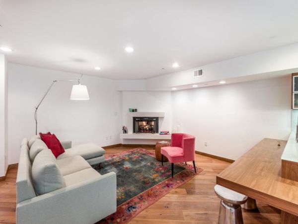 Contemporary 3 Bedroom Condo in Venice Beach Sleeps 6 Guests