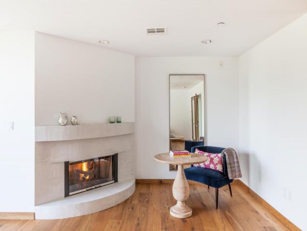 Contemporary 3 Bedroom Condo in Venice Beach Sleeps 6 Guests