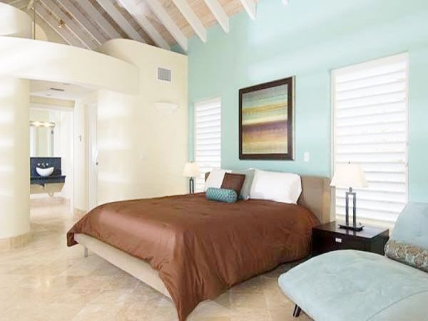 Short  Walk to Beach Turks and Caicos Home Sleep 10 Guests