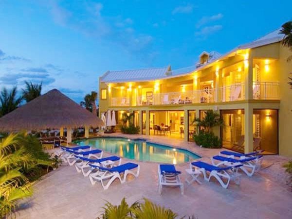 Short  Walk to Beach Turks and Caicos Home Sleep 10 Guests