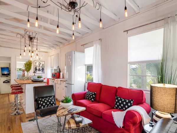 Charming Cottage in Anna Maria Island Sleeps 6 Guests