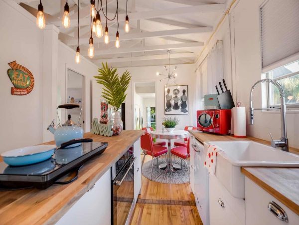 Charming Cottage in Anna Maria Island Sleeps 6 Guests