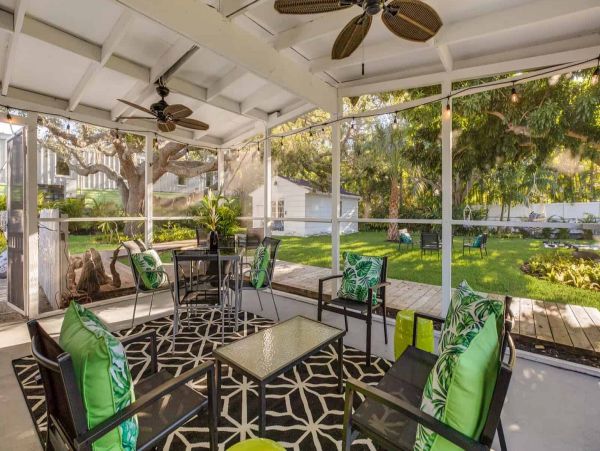 Charming Cottage in Anna Maria Island Sleeps 6 Guests