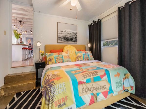 Charming Cottage in Anna Maria Island Sleeps 6 Guests