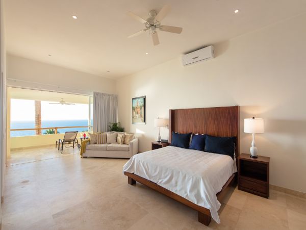 Luxury Vacation Villa in Puerto Vallarta Close to Beach Sleeps 14