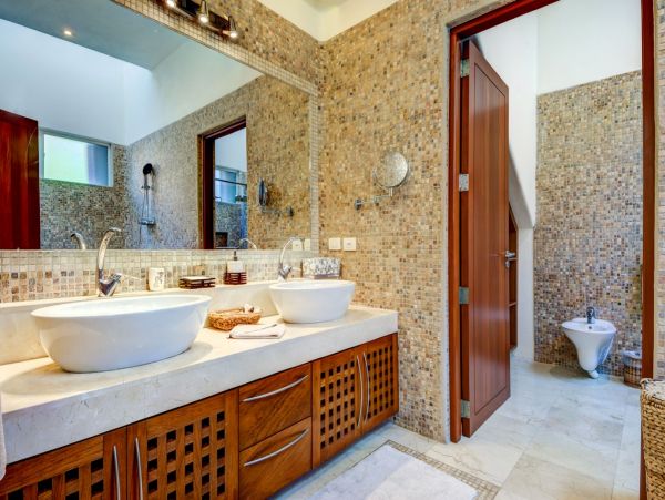 Uniquely Secluded Hideaway Surrounded by Lush Gardens