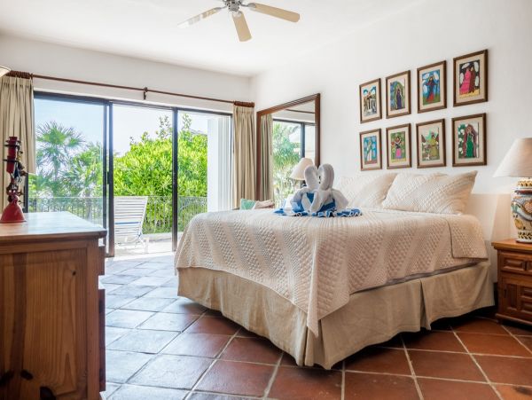 On Beach Playa Del Carmen Vacation Pool Home Sleeps 12