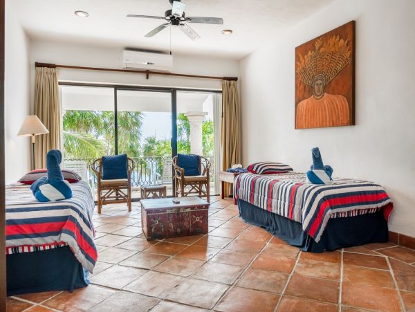 On Beach Playa Del Carmen Vacation Pool Home Sleeps 12