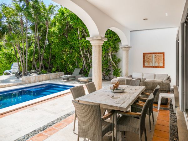 On Beach Playa Del Carmen Vacation Pool Home Sleeps 12