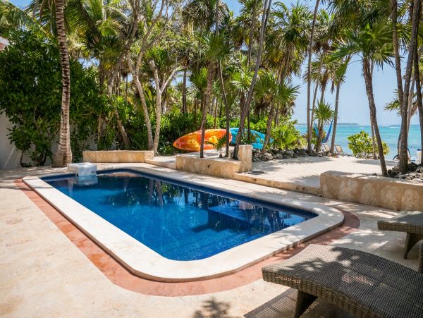 On Beach Playa Del Carmen Vacation Pool Home Sleeps 12