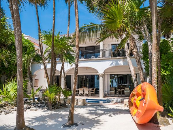 On Beach Playa Del Carmen Vacation Pool Home Sleeps 12