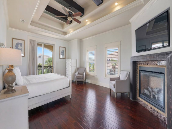 Luxury Vacation Destin Rental with Pool Sleeps 24