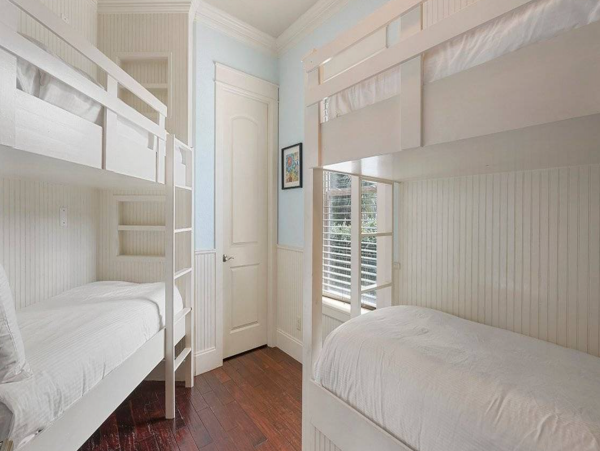 Luxury Vacation Destin Rental with Pool Sleeps 24