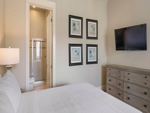 Luxury Vacation Destin Rental with Pool Sleeps 24
