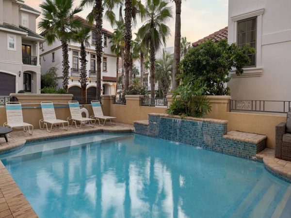 Luxury Vacation Destin Rental with Pool Sleeps 24