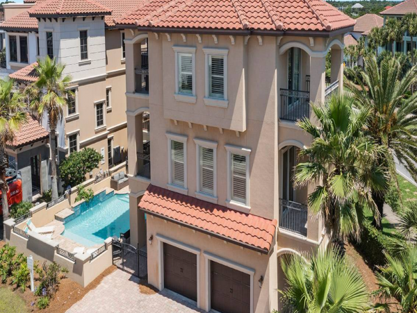 Luxury Vacation Destin Rental with Pool Sleeps 24