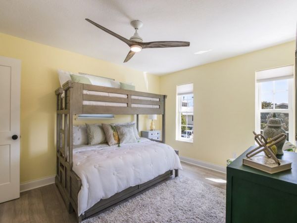 Beautiful Three Bedroom  Vacation Pool Home in Anna Maria