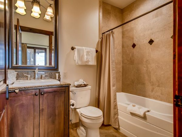 Canyons Ski in SKi out Penthouse