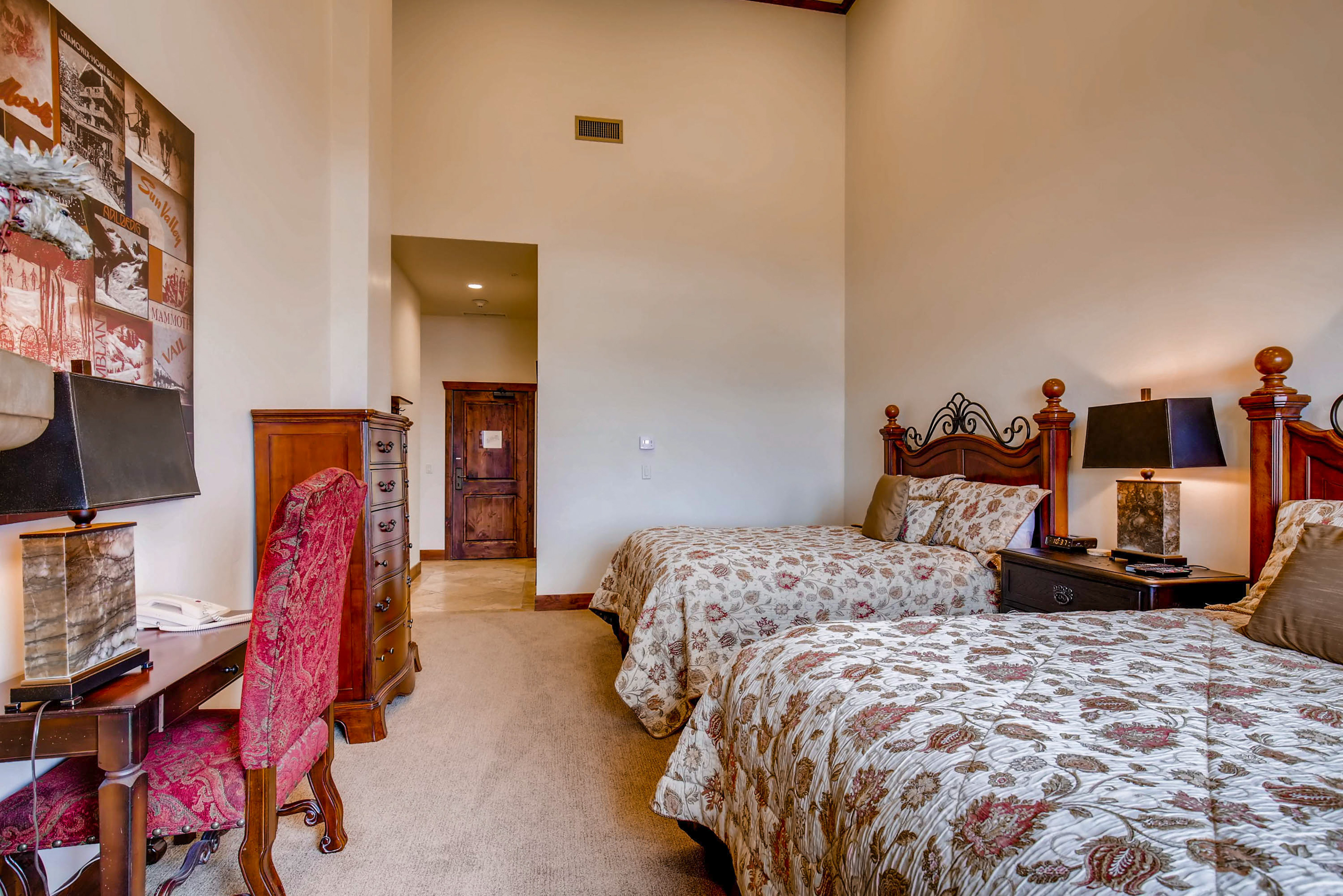 Canyons Ski in SKi out Penthouse