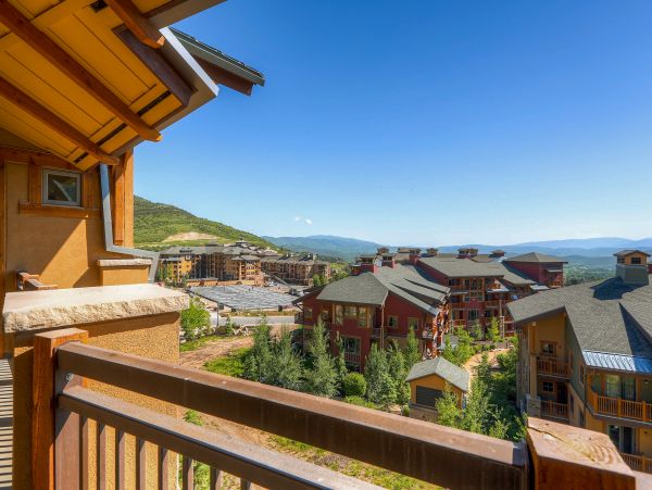 Canyons Ski in SKi out Penthouse