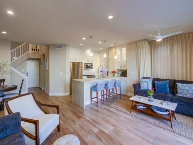 San Diego 3 Bedroom Condo Steps to Beach & Great Ocean Views