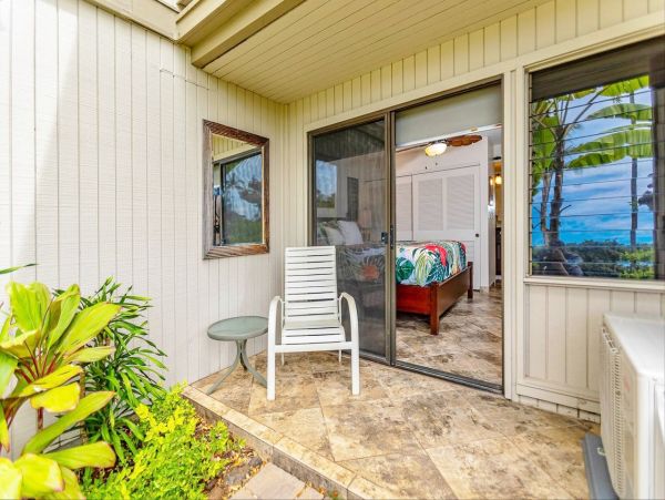 Partial Ocean Views Kihei Vacation Condo Sleeps 4 Guests