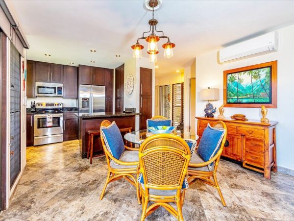 Partial Ocean Views Kihei Vacation Condo Sleeps 4 Guests