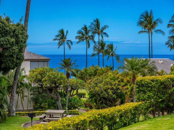 Partial Ocean Views Kihei Vacation Condo Sleeps 4 Guests