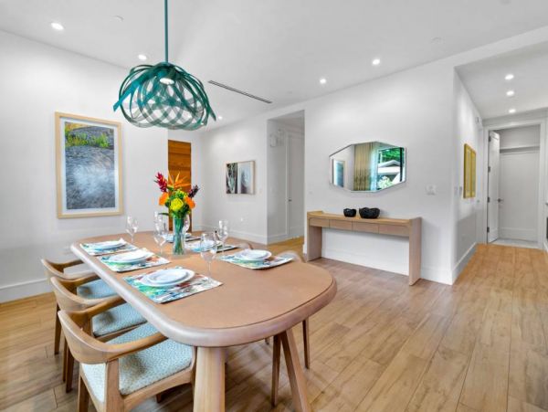 Short Walk to Beach Luxury Six Bedroom Kaanapali Vacation Villas