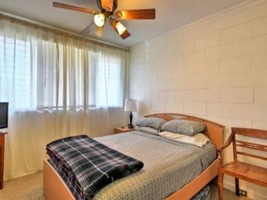 Steps To The Ocean - Lahaina Vacation Condo Sleeps 4 Guests
