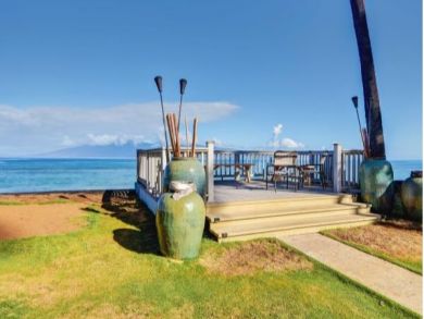 Steps To The Ocean - Lahaina Vacation Condo Sleeps 4 Guests
