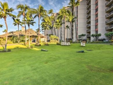 Partial Ocean Views Lahaina Vacation Condo Sleeps 4 Guests