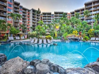 Partial Ocean Views Lahaina Vacation Condo Sleeps 4 Guests