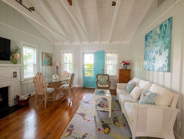 Delray Beach FL Vacation Home Sleeps 6 Short Walk to Beach
