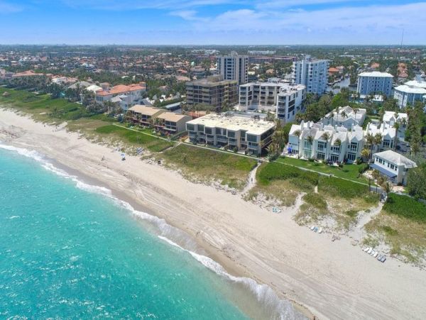 Delray Beach FL Vacation Home Sleeps 6 Short Walk to Beach