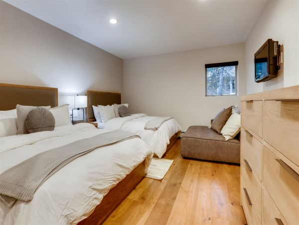 Luxury Mountain Views Vail Vacation Home Sleeps 14 Guests