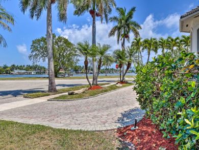 Hollywood Florida Vacation Pool Home Sleeps 8 Guests
