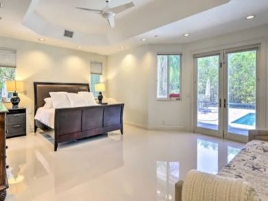 Hollywood Florida Vacation Pool Home Sleeps 8 Guests