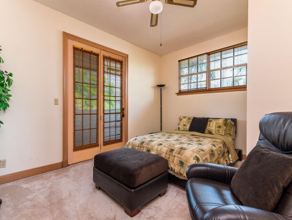 Walk to Beach Six Bedroom Vacation Home in Fort Lauderdale