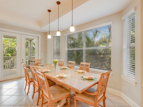 Steps to Beach Captiva Vacation Home Sleeps 12 Guests