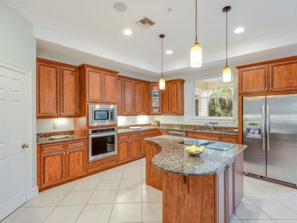 Steps to Beach Captiva Vacation Home Sleeps 12 Guests