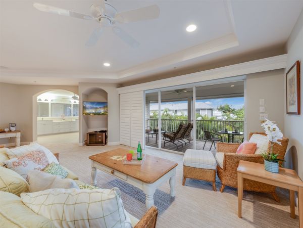 Steps to Beach Captiva Vacation Home Sleeps 12 Guests