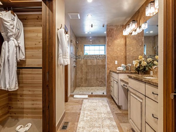 Beaver Creek Vacation Townhome Sleeps 8 Guests