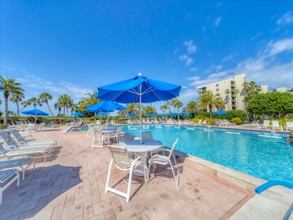 Longboat Key Beachfront Vacation Rental = Family-Friendly Coastal Getaway