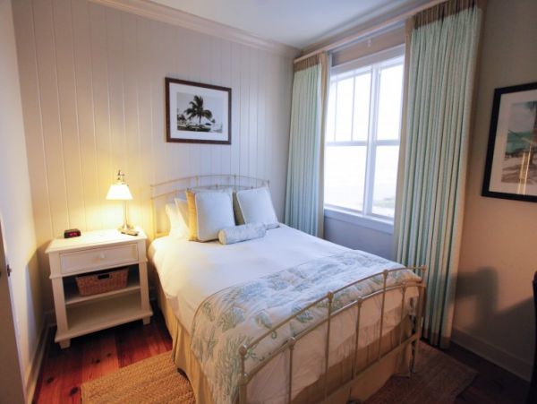 Gulf-Front Holmes Beach Vacation Condo Sleeps 8 Guests